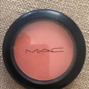 MAC blush